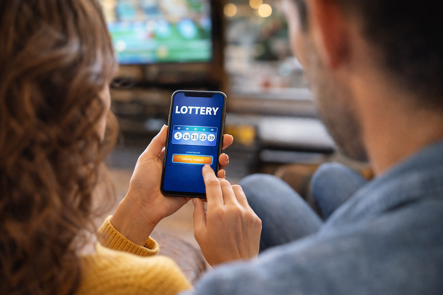 A emoção de esperar pelo resultado da loteria